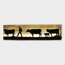 Bild beleuchtet 92 cm mit Silhouette Alpabzug / Alpaufzug  Mittelteil auf Holz