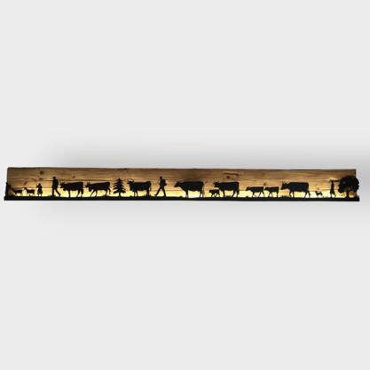 Bild beleuchtet 275cm mit Silhouette Alpabzug Alpaufzug auf Holz