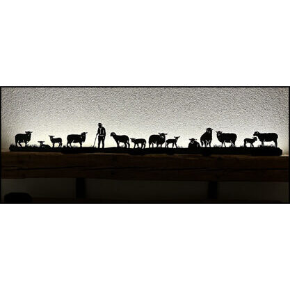 Schafe Altholz Balken 185cm mit verschiedenen Silhouetten