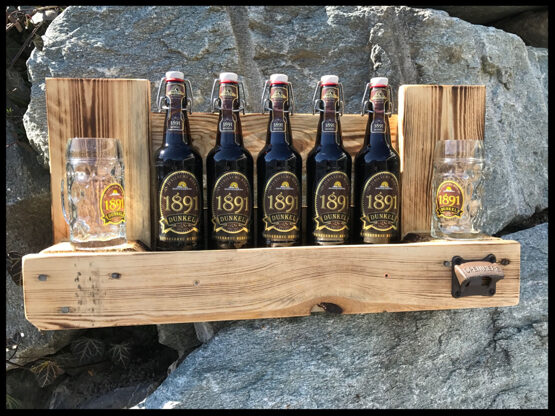 1/4 Palette als Bierregal mit Flaschenöffner